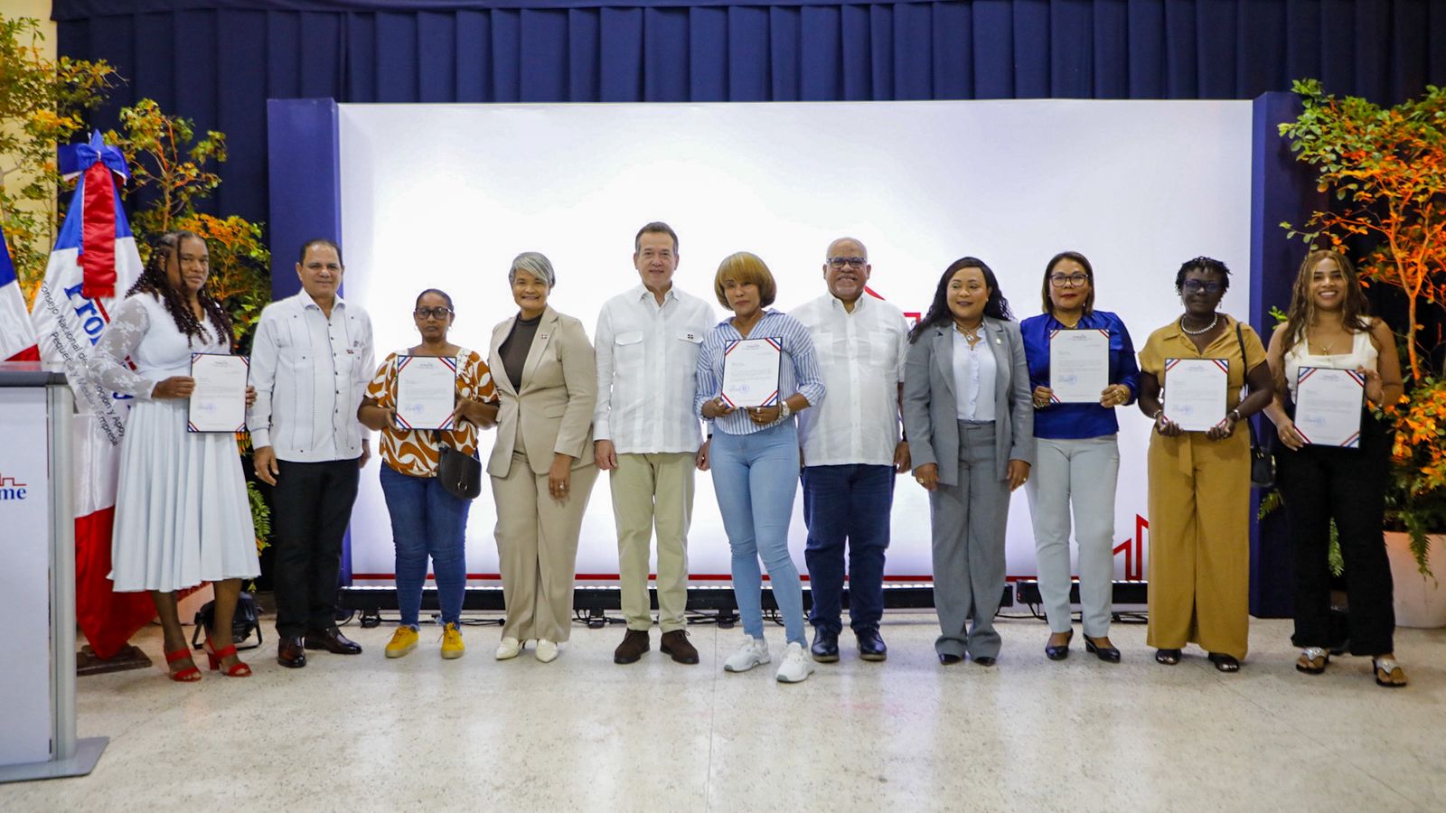 Entrega De Credito En San Pedro.